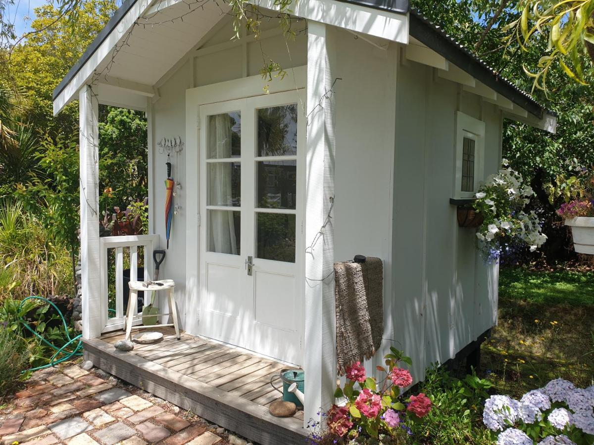 Cabins On Tudor Bed & Breakfast Motueka Esterno foto
