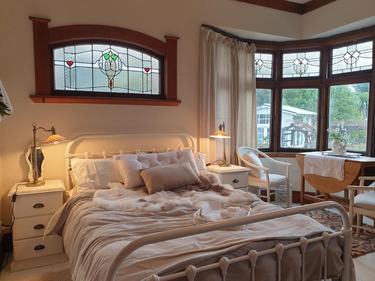 Cabins On Tudor Bed & Breakfast Motueka Esterno foto